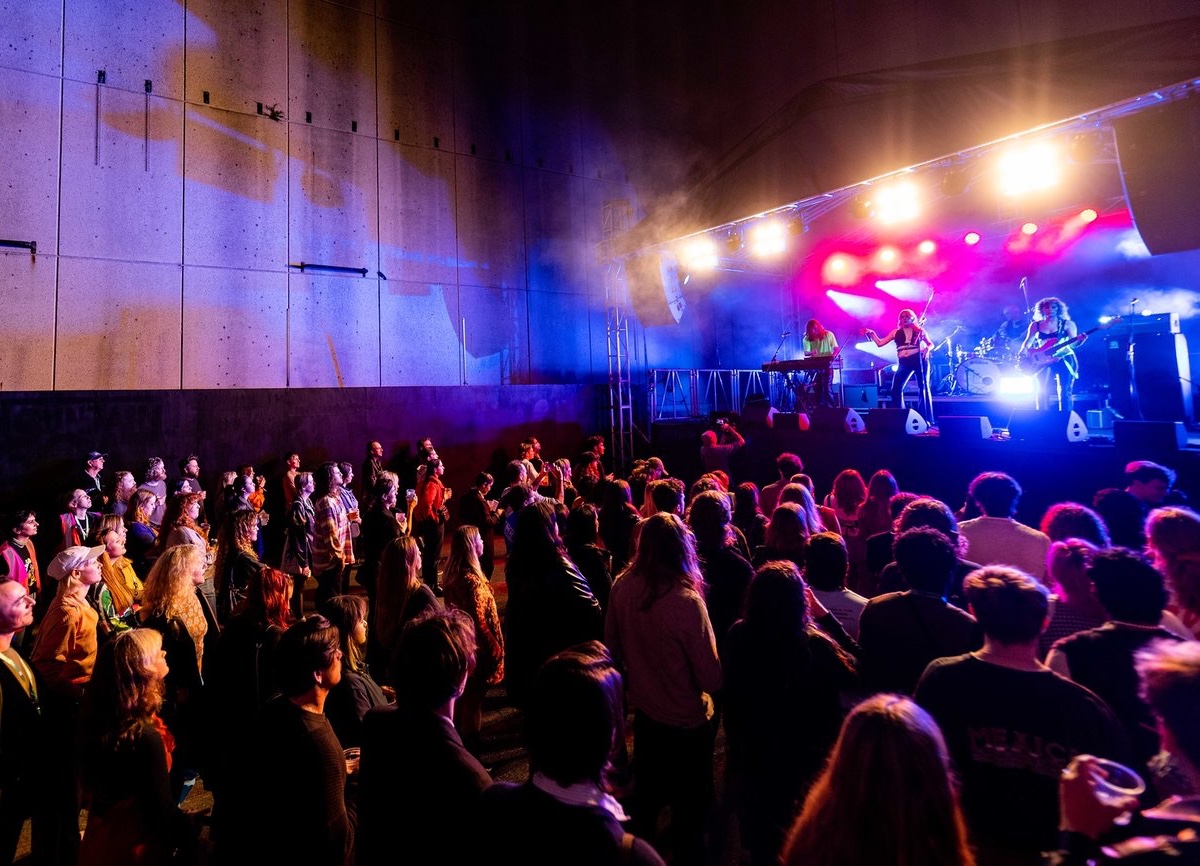 Exit Interview: QMusic’s Outgoing Leadership Reflect on Challenges, Opportunities