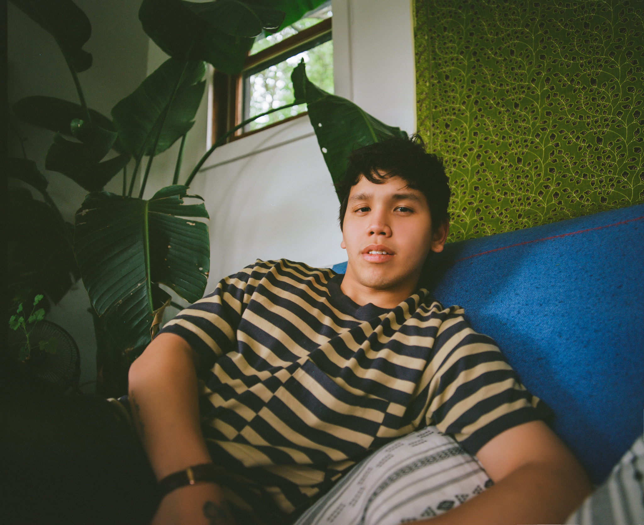Clinton Kane’s new single is an antidote to world’s pain & anxiety
