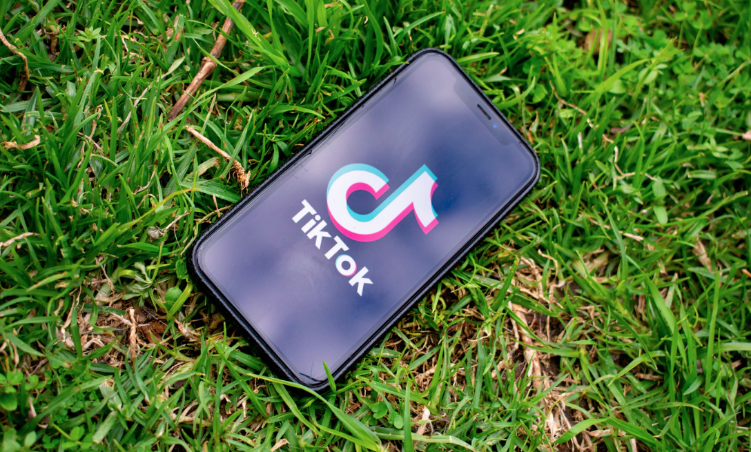 Universal Has Already Scrubbed One-Third of Its Most Popular Music From TikTok